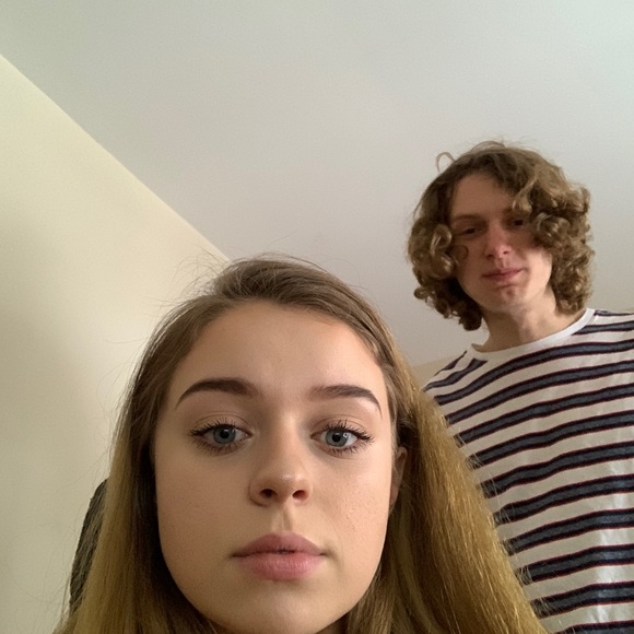 Meet your Posher, Gabbi - Picture 7 of 10